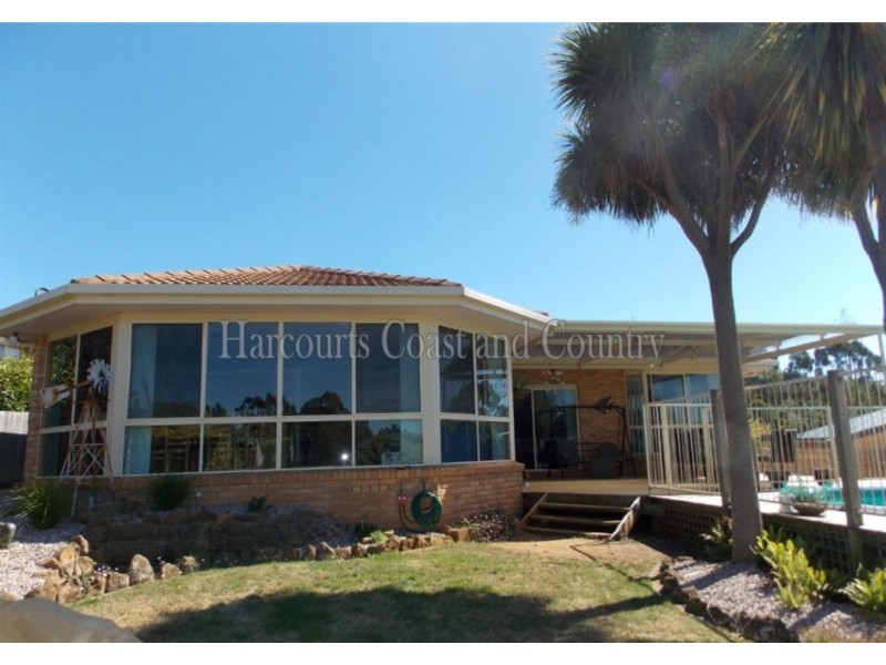 1 Fairway Drive, Penguin TAS 7316