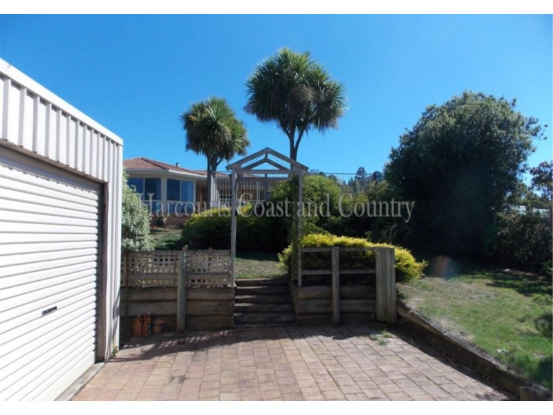 1 Fairway Drive, Penguin TAS 7316
