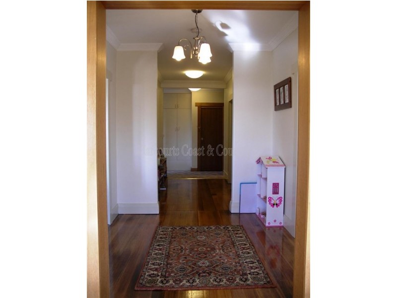 16 Main Road, Penguin TAS 7316