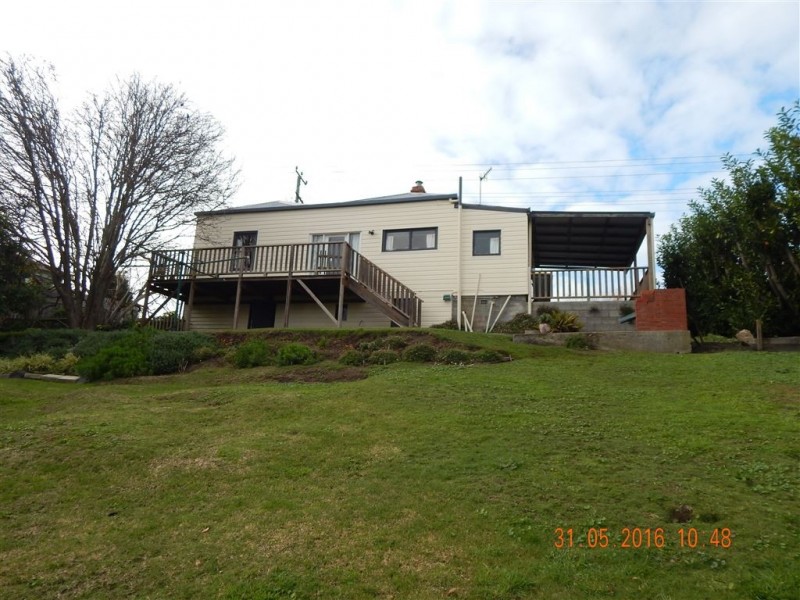 30 Ironcliffe Road, Penguin TAS 7316