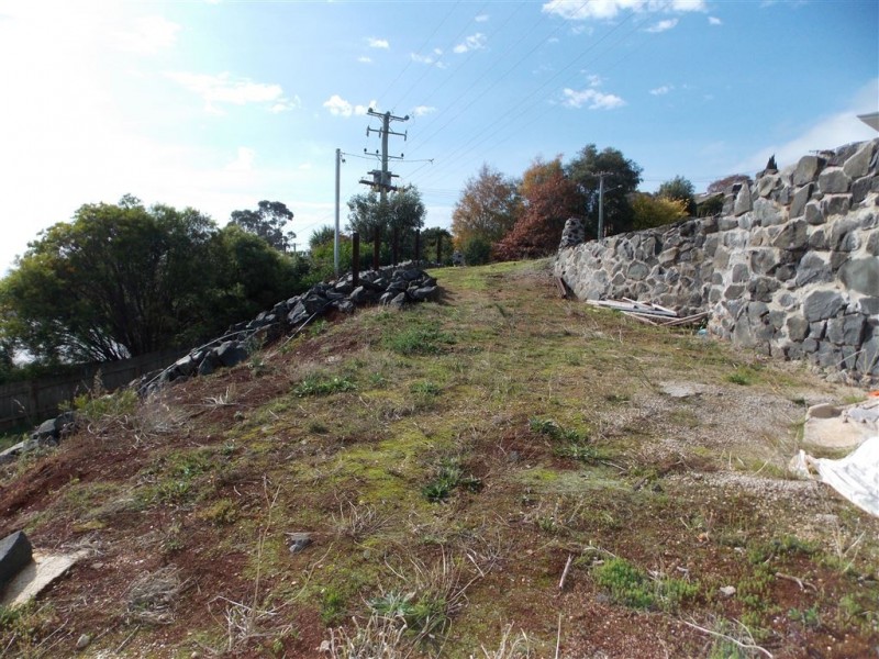 13 Quinn Street, Penguin TAS 7316