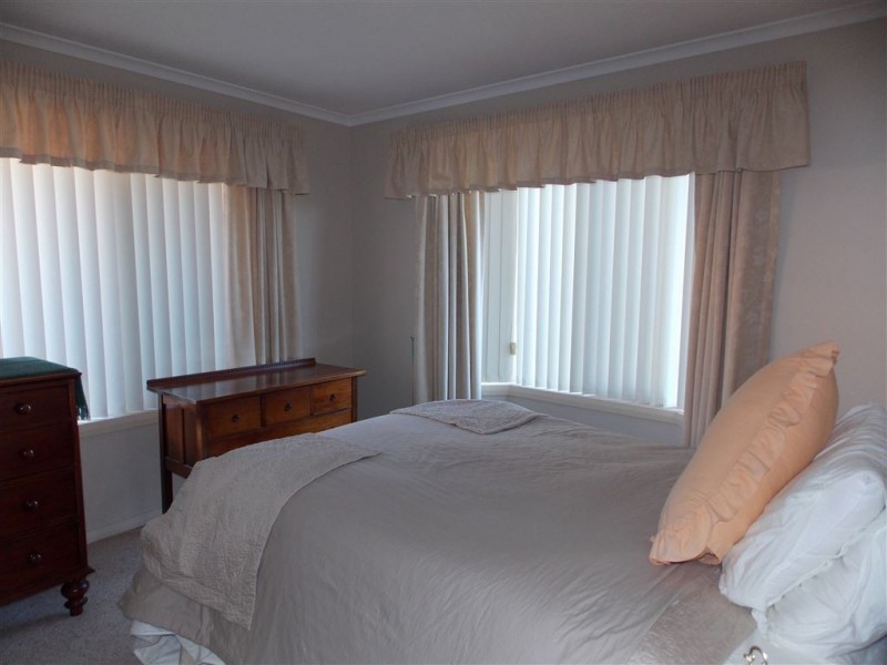 34 Seabreeze Ave, Sulphur Creek TAS 7316