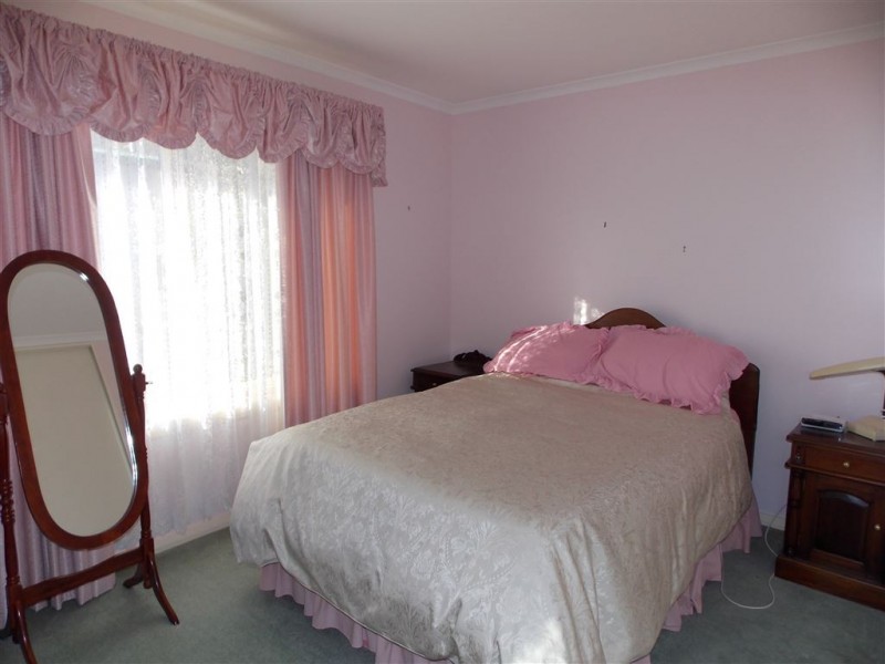 34 Seabreeze Ave, Sulphur Creek TAS 7316