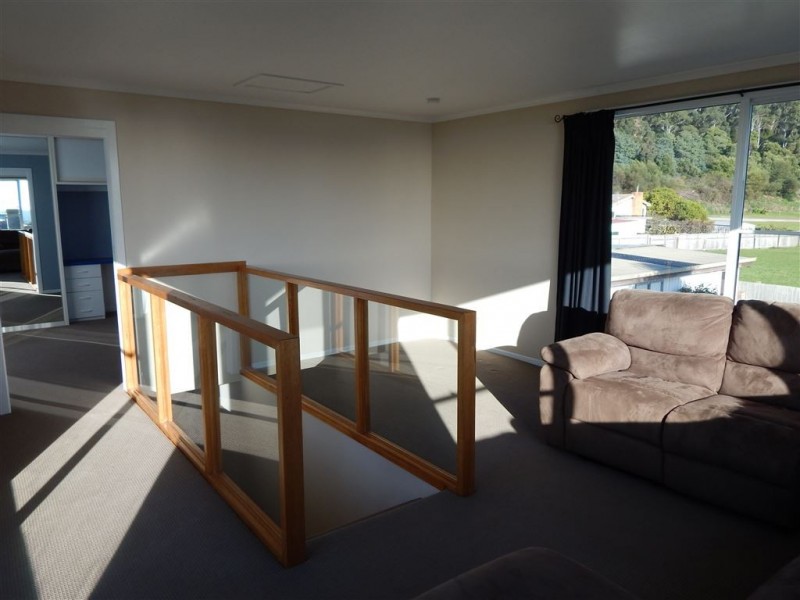 16 Overall Street, Sulphur Creek TAS 7316