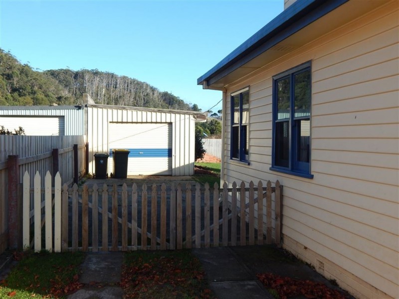 16 Overall Street, Sulphur Creek TAS 7316