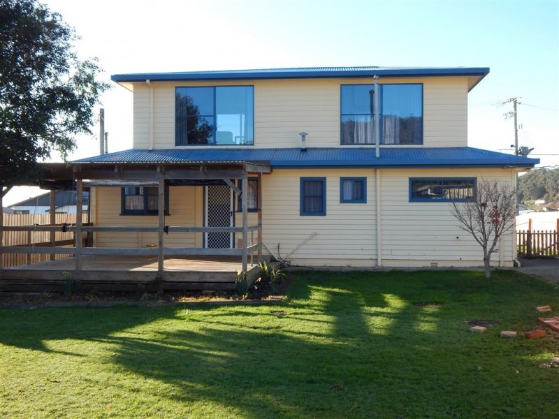 16 Overall Street, Sulphur Creek TAS 7316