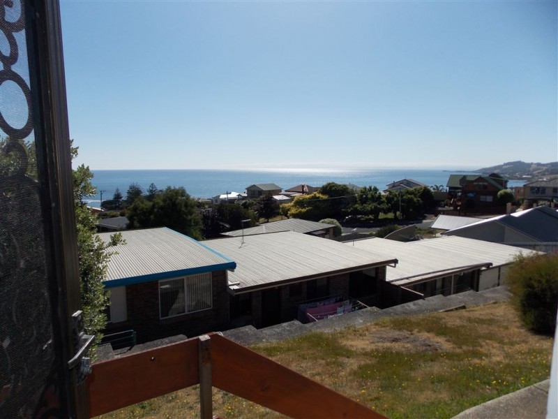 12C Kelvin Street, Penguin TAS 7316