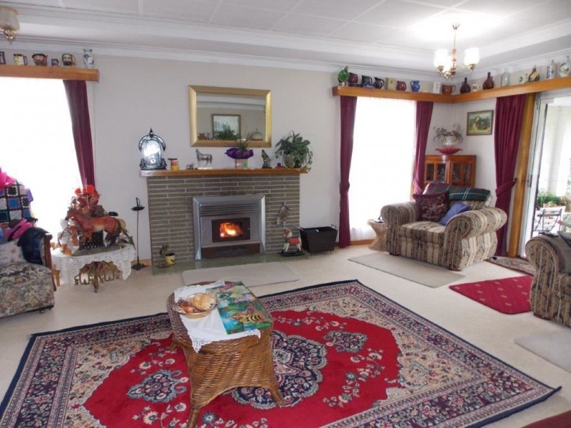 6 Southwood Avenue, Penguin TAS 7316