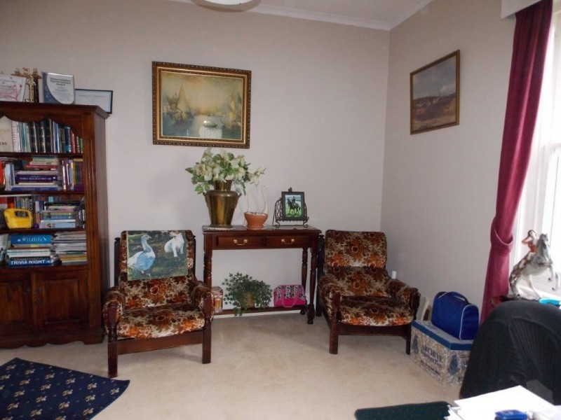 6 Southwood Avenue, Penguin TAS 7316