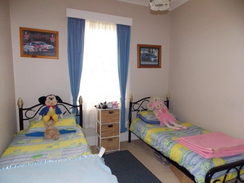 6 Southwood Avenue, Penguin TAS 7316