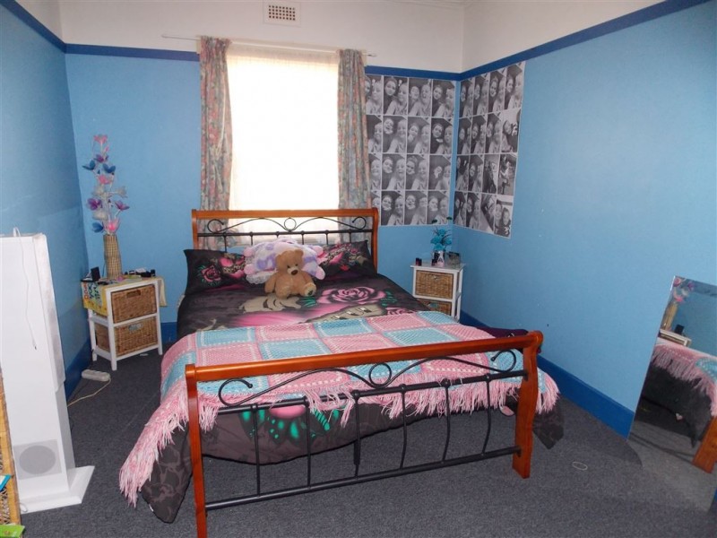 12 Arnold Street, Penguin TAS 7316