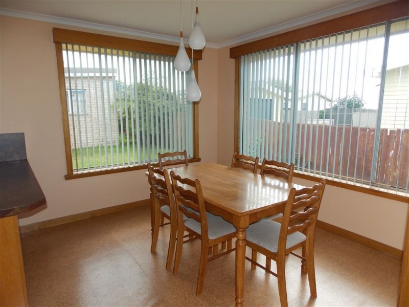 4 Overall Street, Sulphur Creek TAS 7316