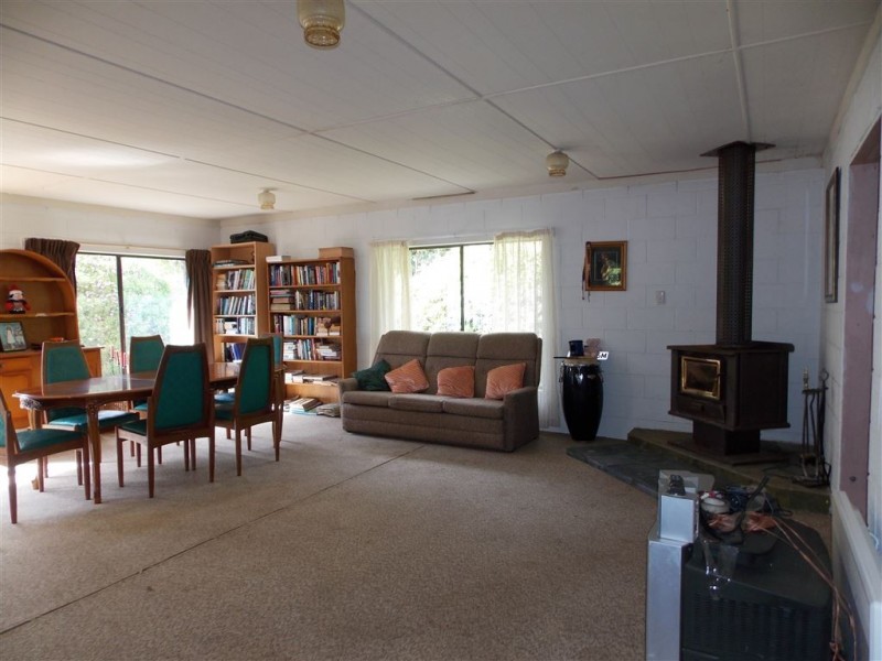 40 South Road, Penguin TAS 7316