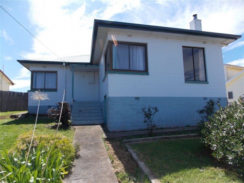 37 Ashwater Crescent, Penguin TAS 7316