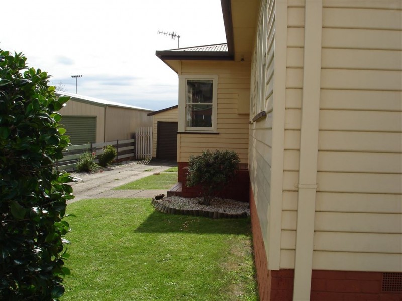 1 Elizabeth Street, Penguin TAS 7316