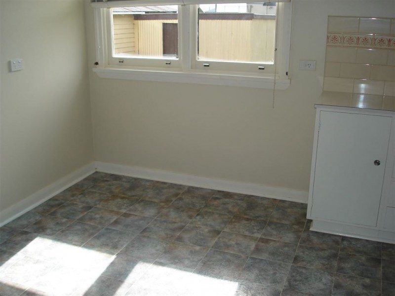 1 Elizabeth Street, Penguin TAS 7316