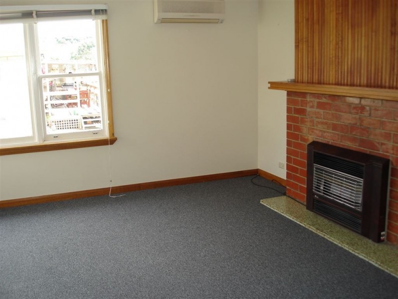 1 Elizabeth Street, Penguin TAS 7316