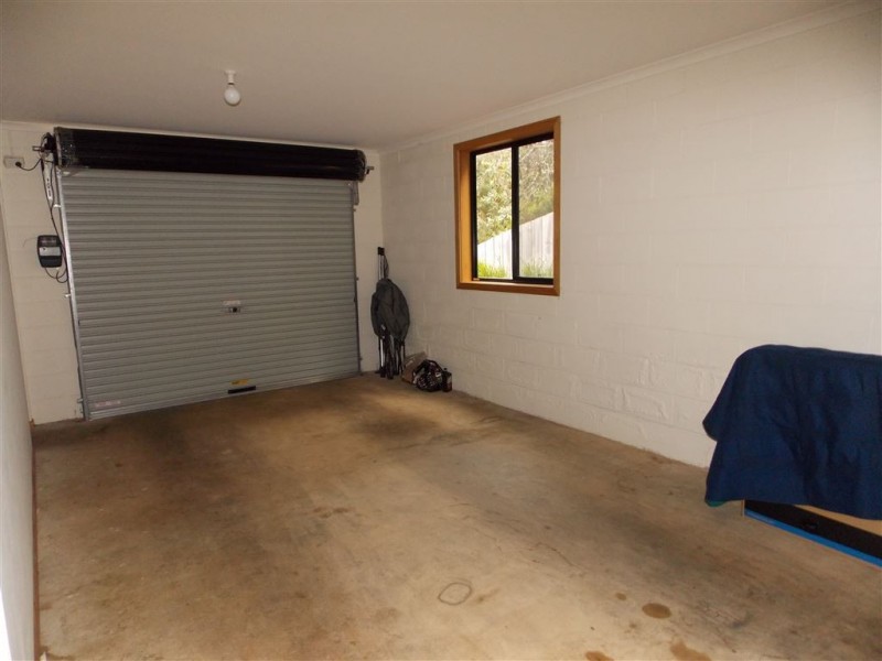 1/21 Deviation Road, Penguin TAS 7316