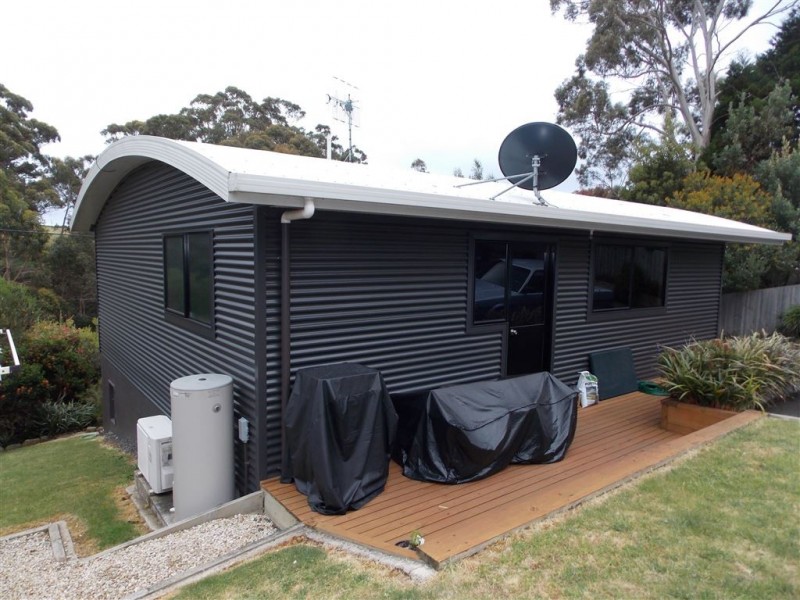 1/21 Deviation Road, Penguin TAS 7316