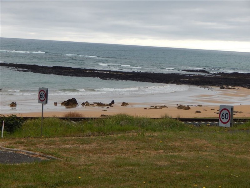 4/13 Main Road, Penguin TAS 7316