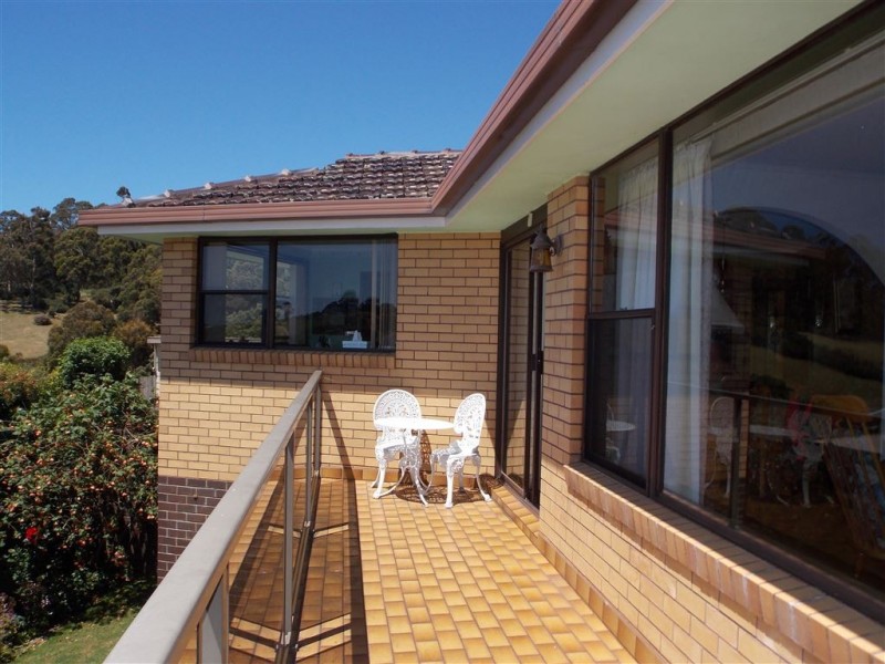 83 Ironcliffe Road, Penguin TAS 7316