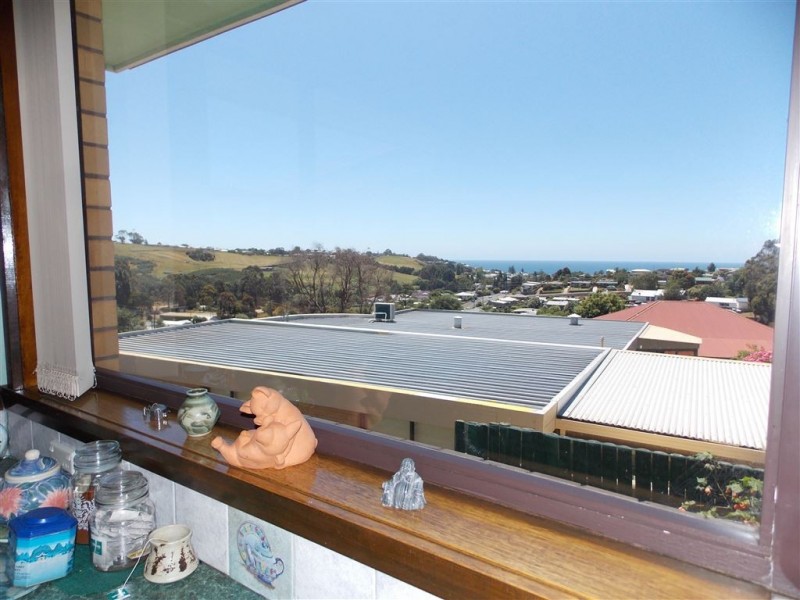 83 Ironcliffe Road, Penguin TAS 7316