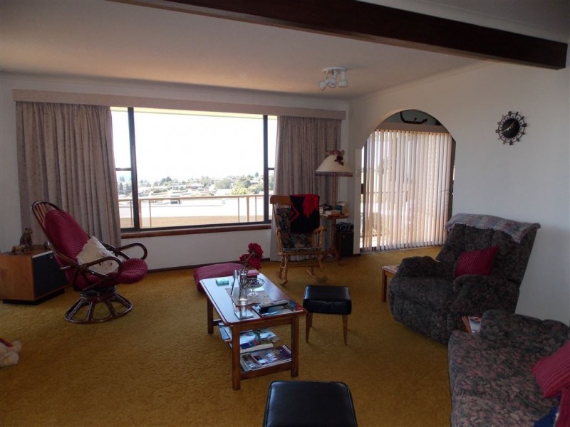 83 Ironcliffe Road, Penguin TAS 7316