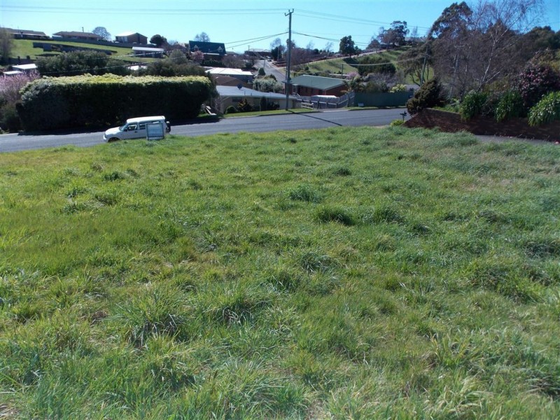 30 South Road, Penguin TAS 7316