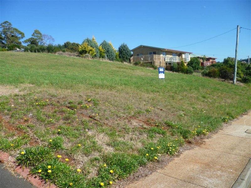 30 South Road, Penguin TAS 7316