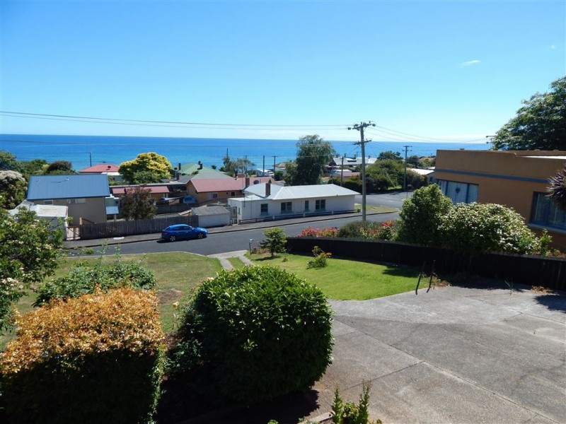 10 Frith Street, Penguin TAS 7316