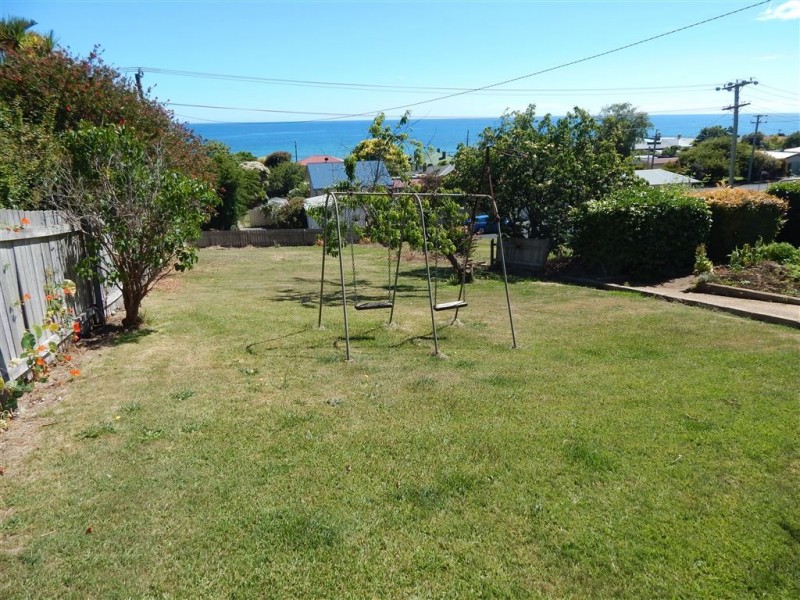 10 Frith Street, Penguin TAS 7316