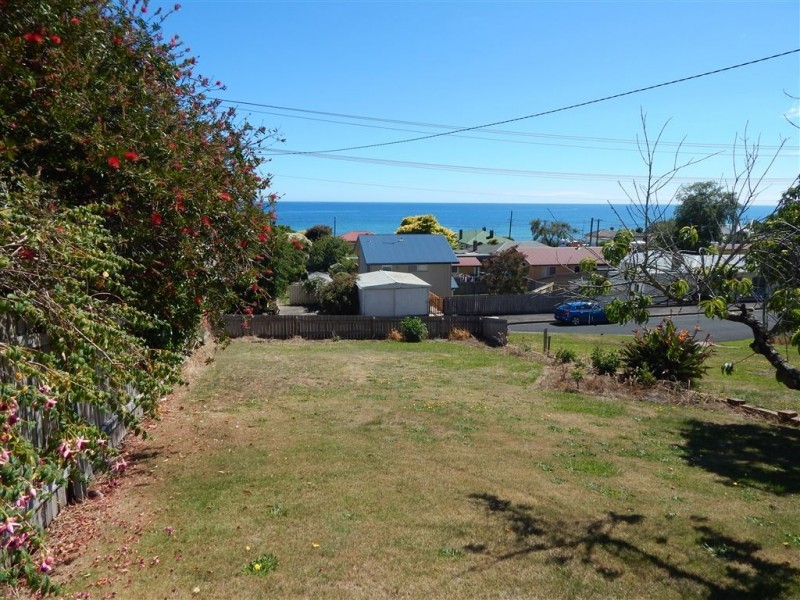 10 Frith Street, Penguin TAS 7316