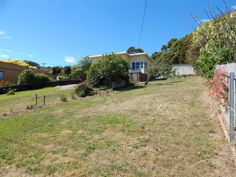 10 Frith Street, Penguin TAS 7316
