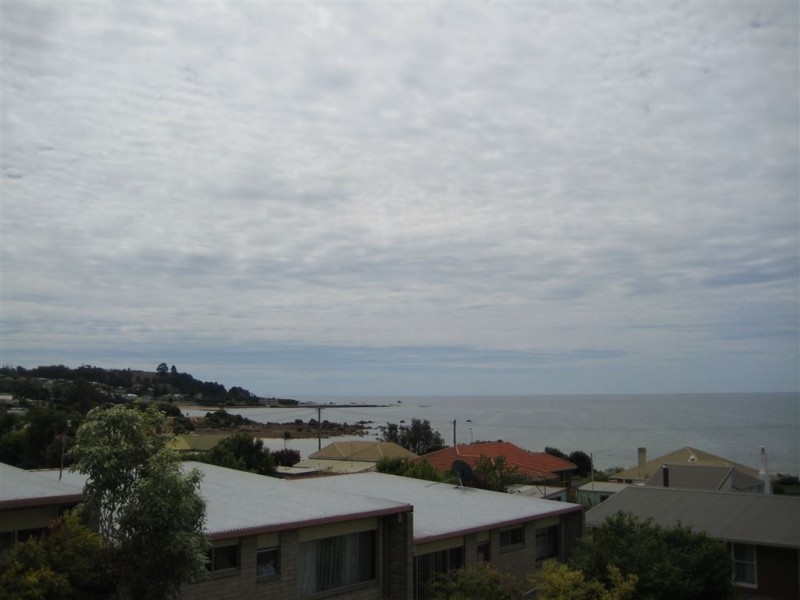 13 Hampson Street, Penguin TAS 7316