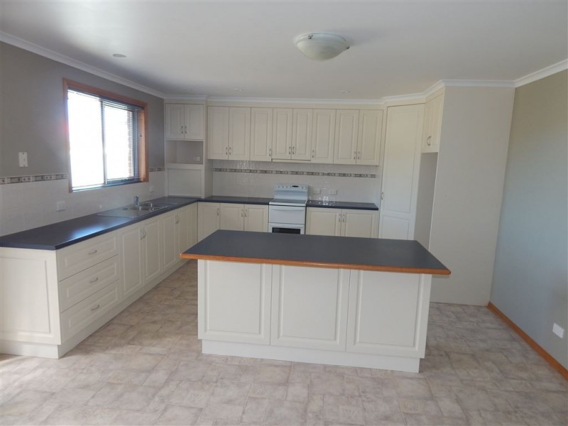 108 Pine Road, Penguin TAS 7316