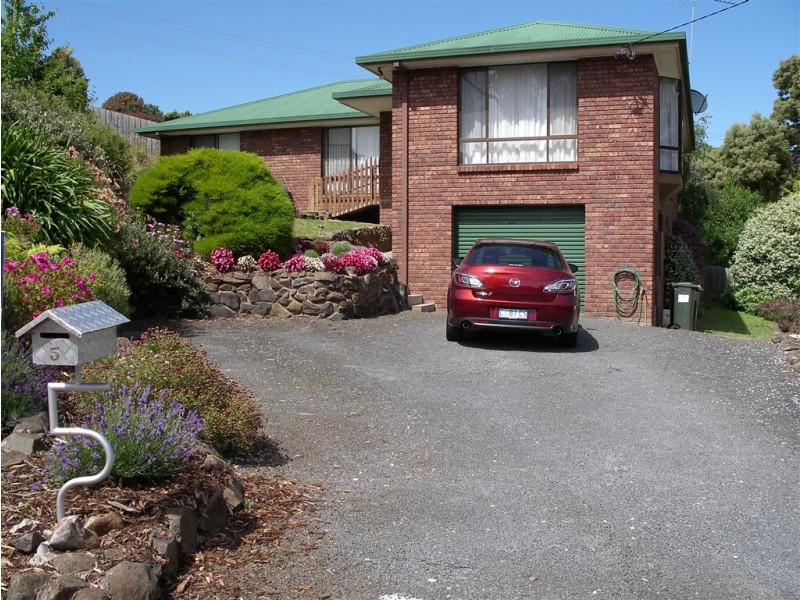 5 Adina Court, Penguin TAS 7316