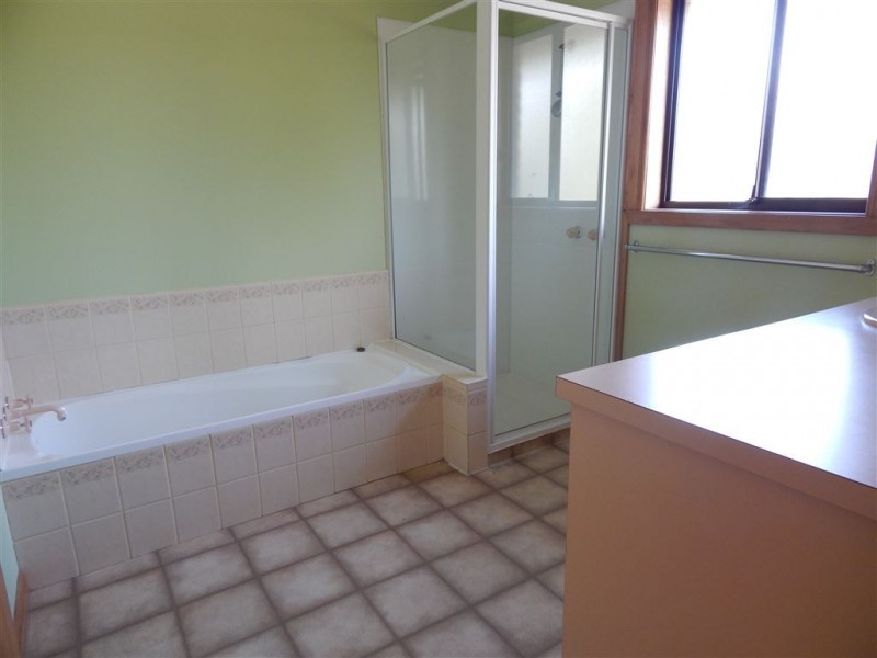 5 Adina Court, Penguin TAS 7316