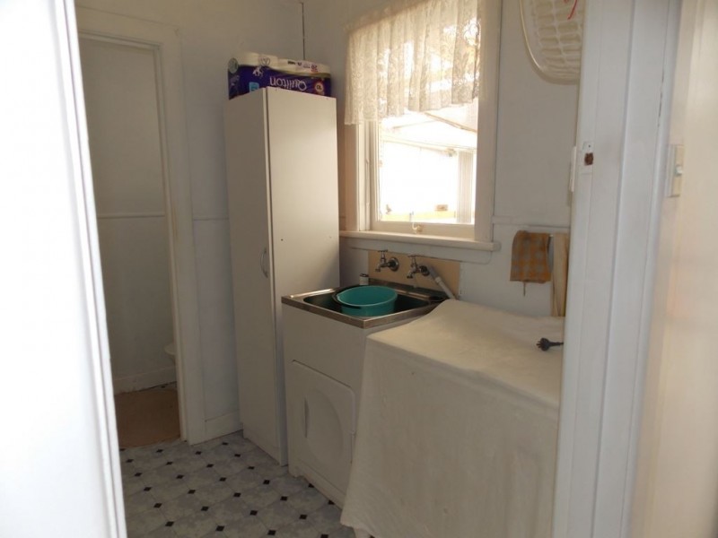 34 Coroneagh Street, Penguin TAS 7316