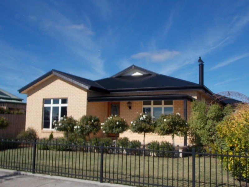 38 Water Street, Ulverstone TAS 7315