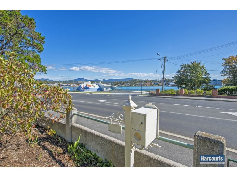 2 Main Street, Ulverstone TAS 7315