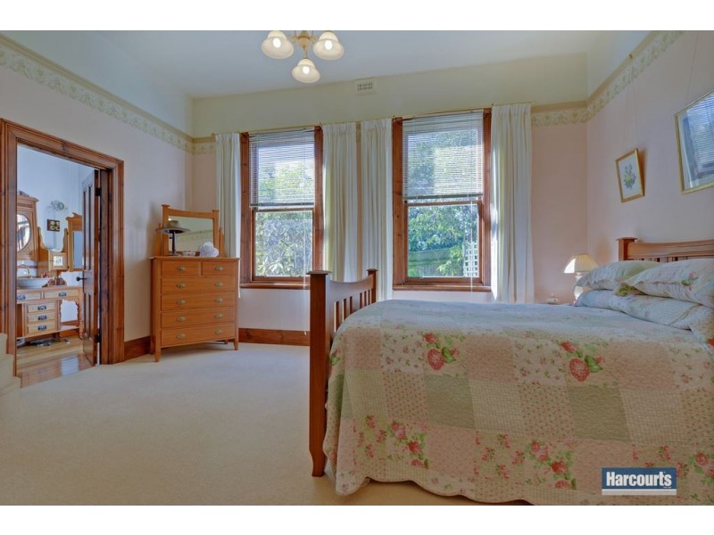 2 Main Street, Ulverstone TAS 7315