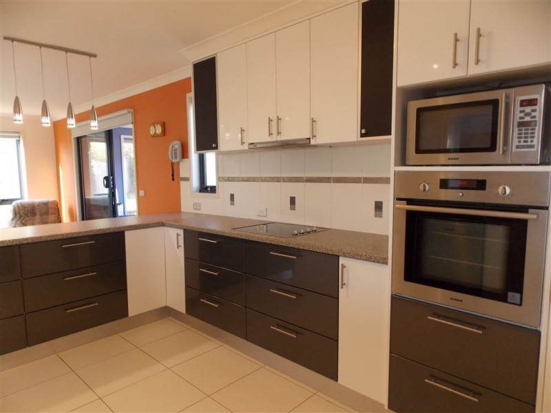 6A King Edward Street, Penguin TAS 7316