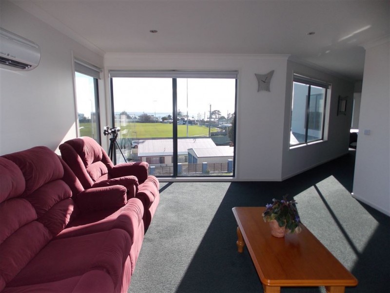 6A King Edward Street, Penguin TAS 7316