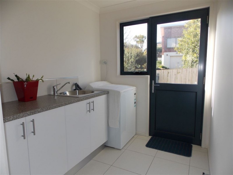 6A King Edward Street, Penguin TAS 7316