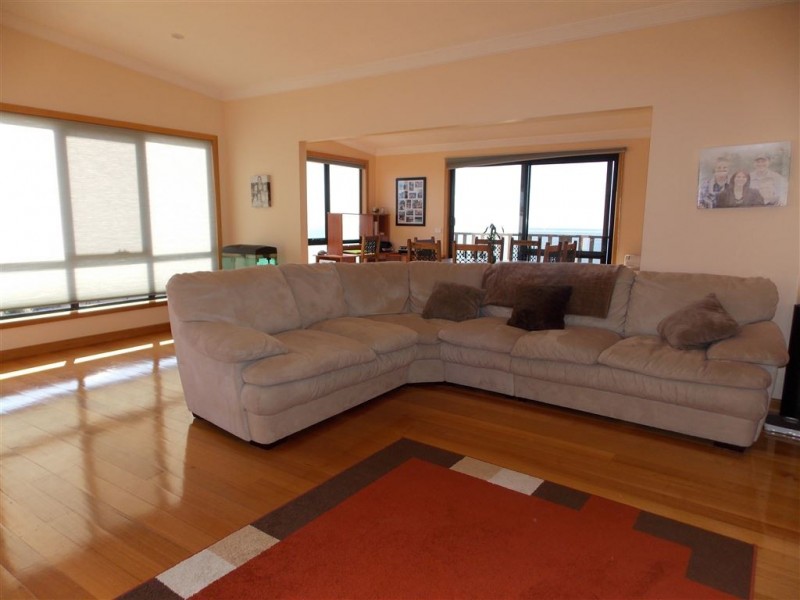 24 Ashwater Crescent, Penguin TAS 7316