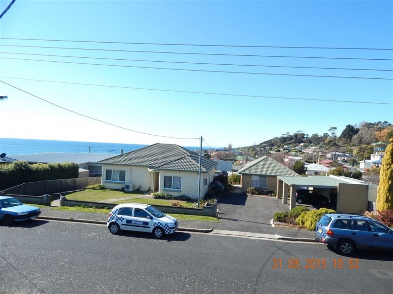4 Kentish Street, Penguin TAS 7316