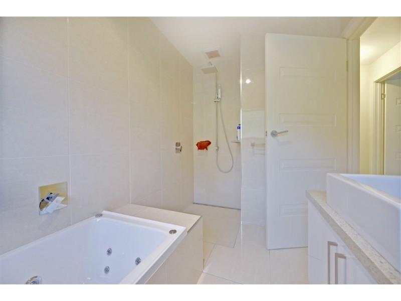 5/20 Main Road, Penguin TAS 7316