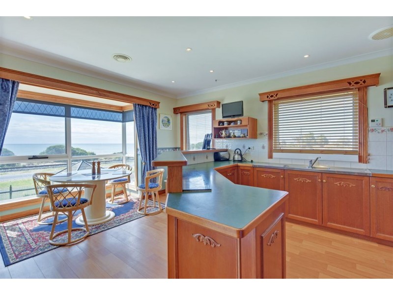 141 Penguin Road, West Ulverstone TAS 7315