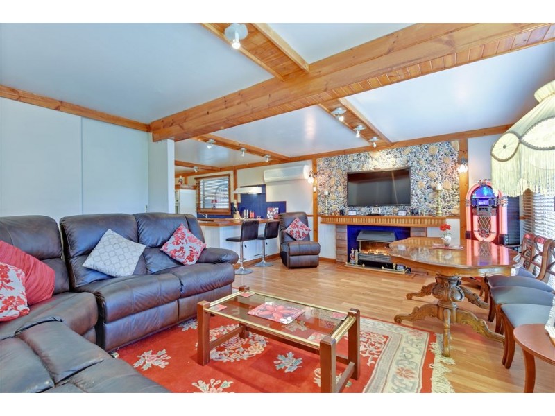 141 Penguin Road, West Ulverstone TAS 7315