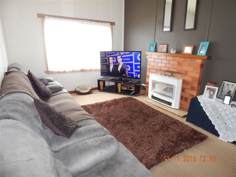 2 Hayward Street, Penguin TAS 7316